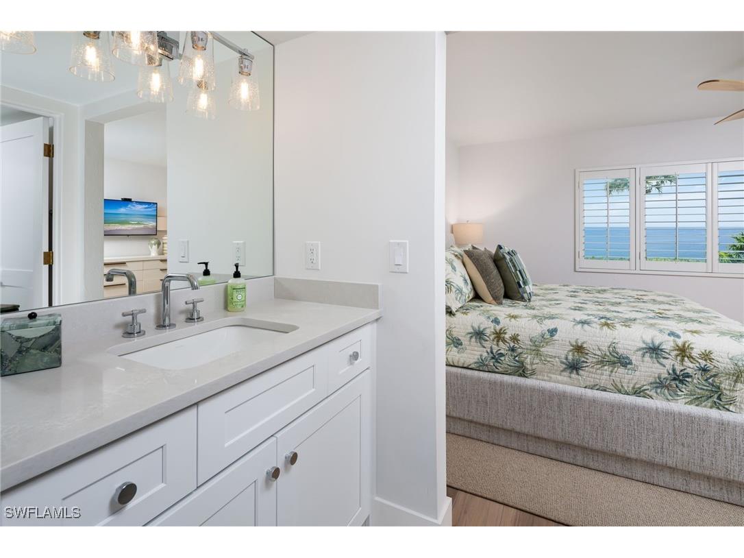 10475 Gulf Shore Drive #115 Naples FL 34108 225083823 image17