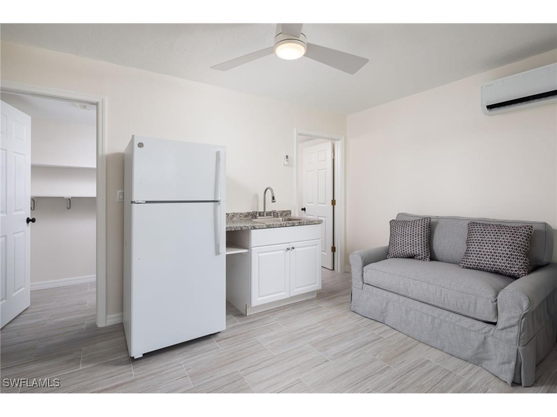 10475 Gulf Shore Drive #115 Naples FL 34108 225083823 image26