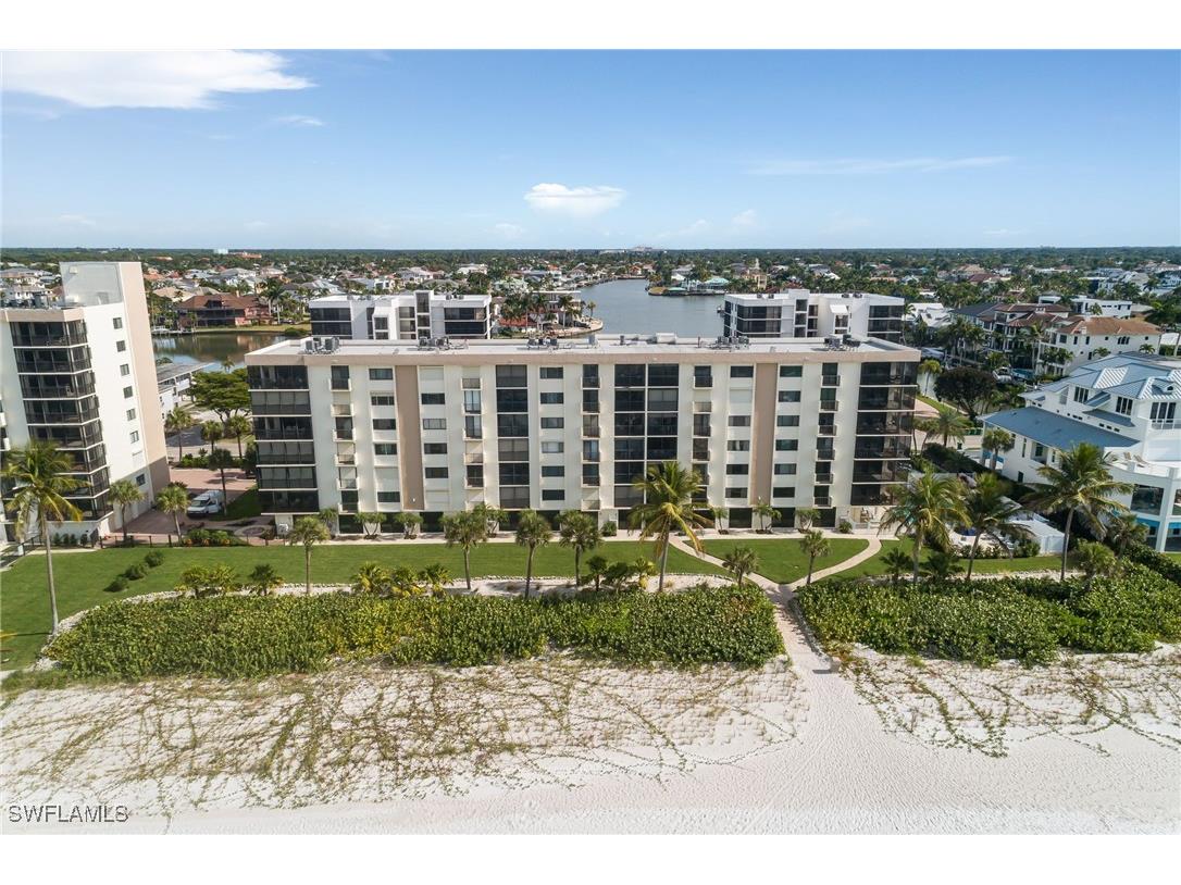10475 Gulf Shore Drive #115 Naples FL 34108 225083823 image40