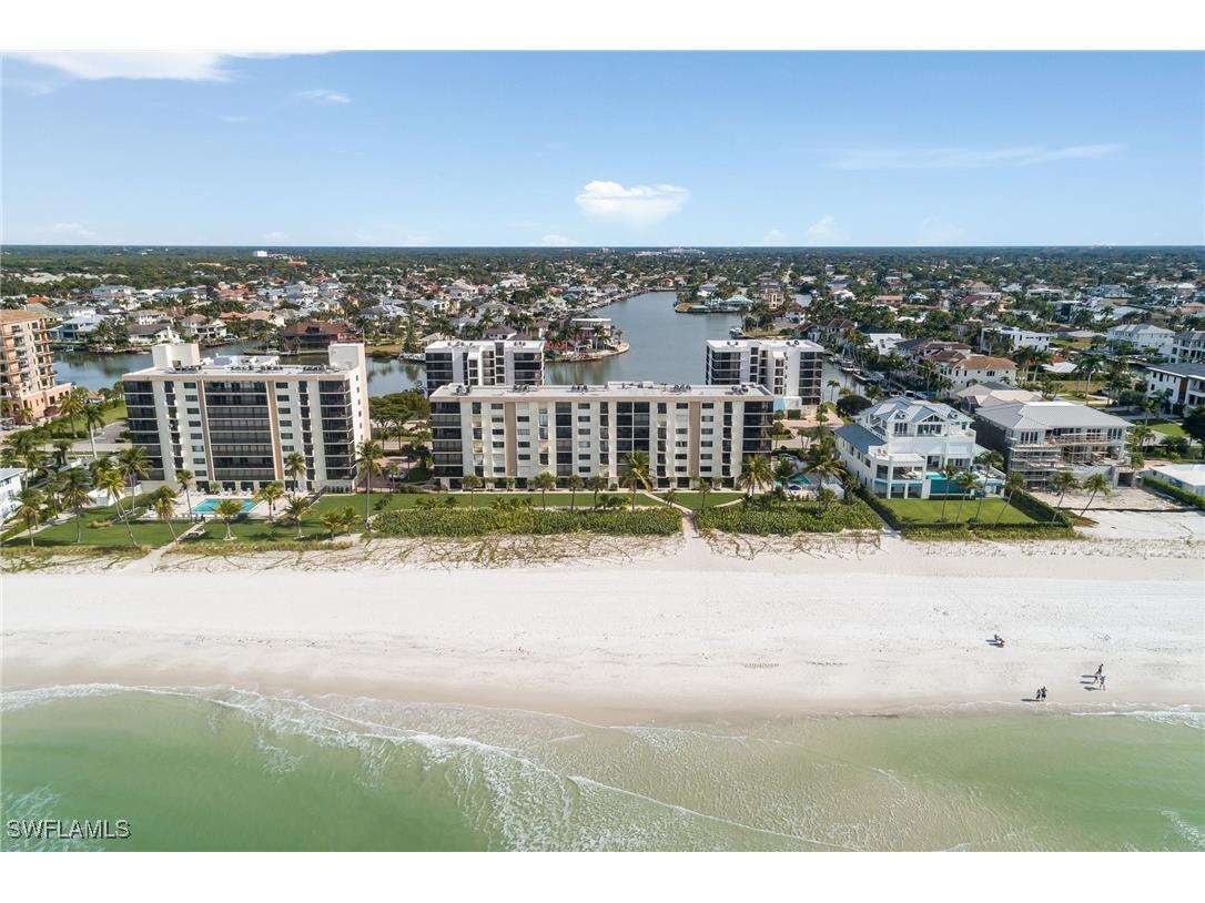 10475 Gulf Shore Drive #115 Naples FL 34108 225083823 image43