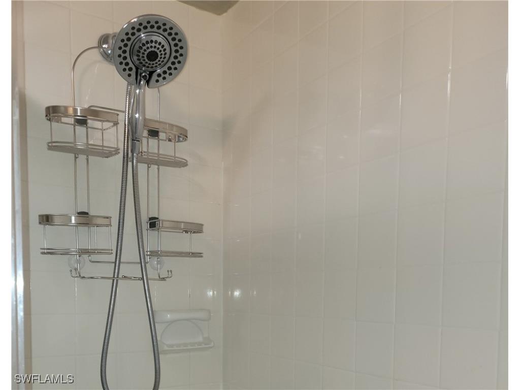 10475 Gulf Shore Drive #124 Naples FL 34108 225000044 image31