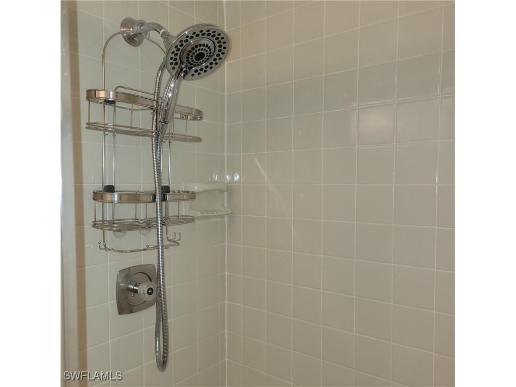 10475 Gulf Shore Drive #124 Naples FL 34108 225000044 image38