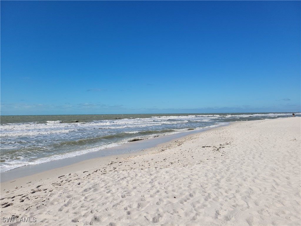 10475 Gulf Shore Drive #124 Naples FL 34108 225000044 image6