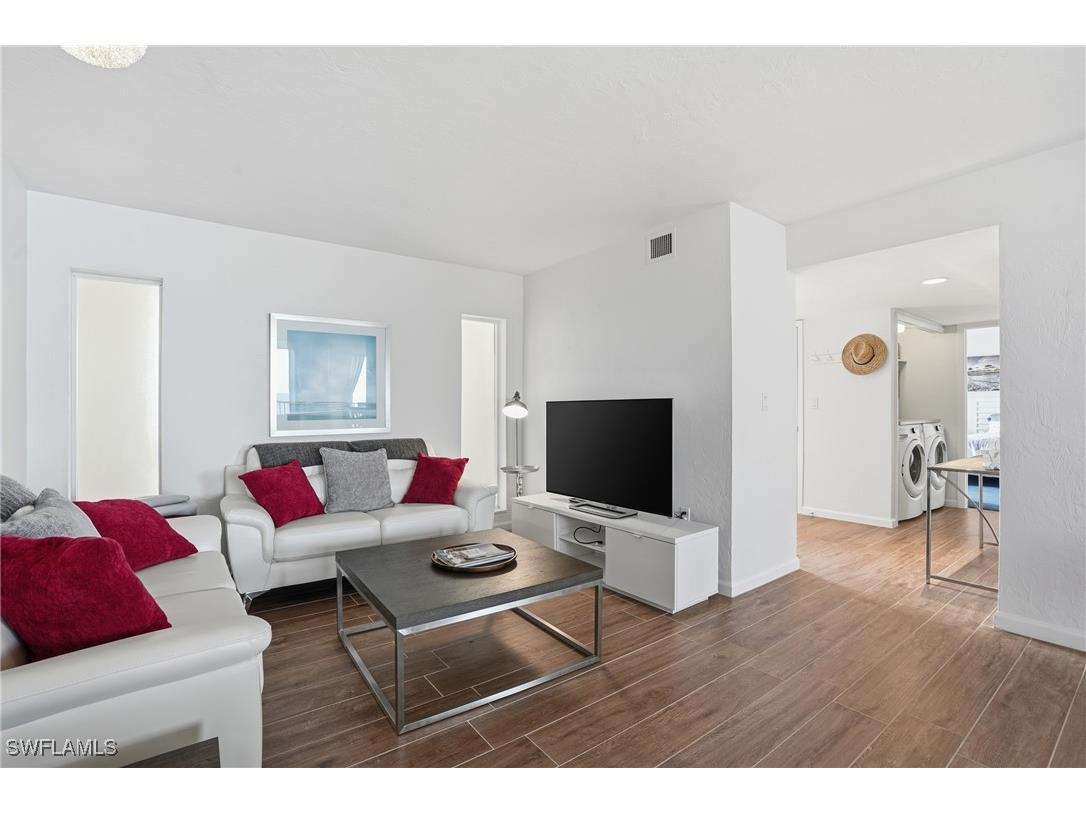 10475 Gulf Shore Drive #132 Naples FL 34108 225081525 image11