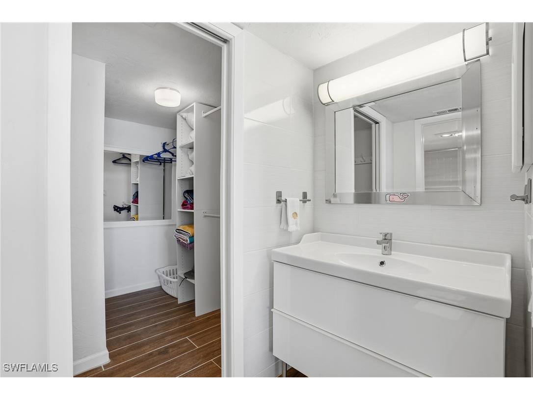 10475 Gulf Shore Drive #132 Naples FL 34108 225081525 image28