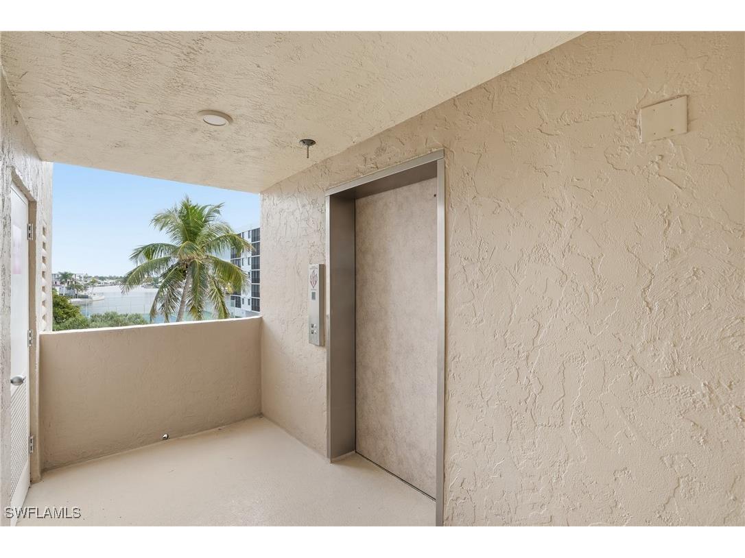 10475 Gulf Shore Drive #132 Naples FL 34108 225081525 image5