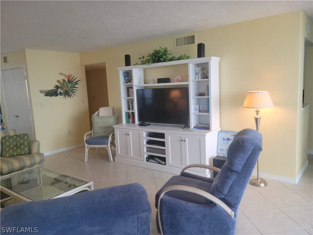 10475 Gulf Shore Drive #165 Naples FL 34108 226011010 image13