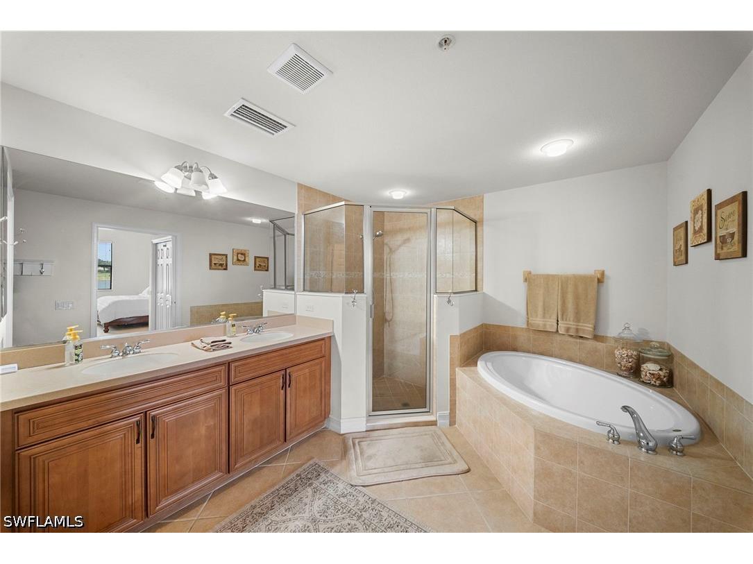 10478 Smokehouse Bay Drive #102 Naples FL 34120 226020670 image24