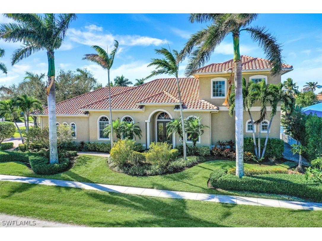 1048 Admiralty Court Marco Island FL 34145 223002621 image1