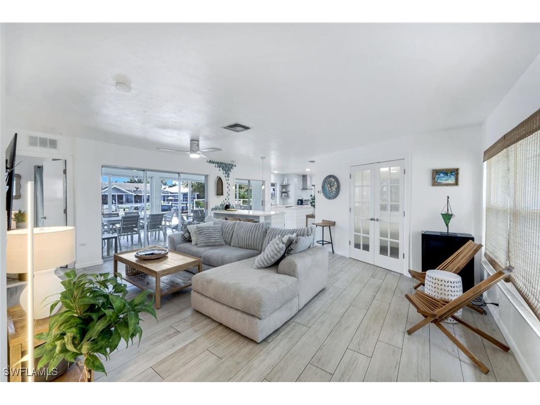 1048 Cottonwood Court Marco Island FL 34145 225062496 image5