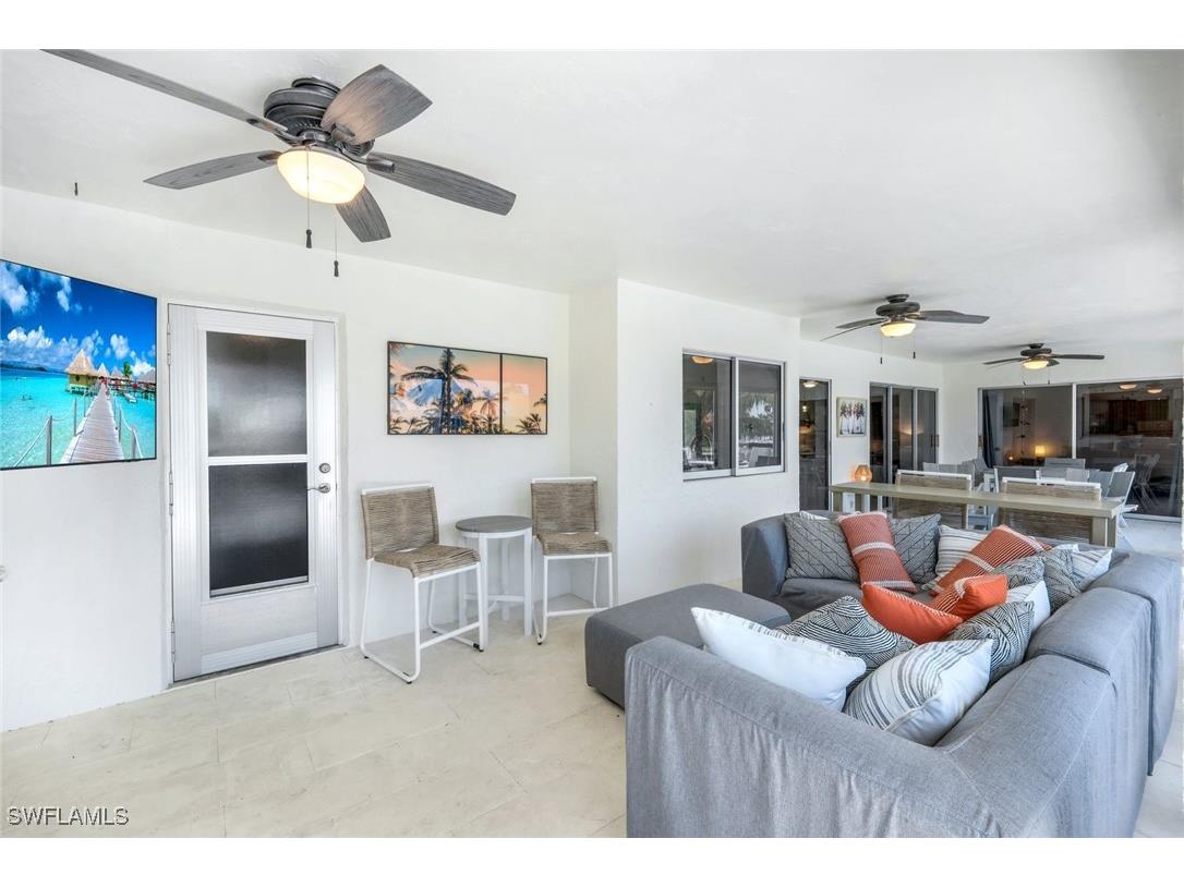 1048 Cottonwood Court Marco Island FL 34145 225062496 image6