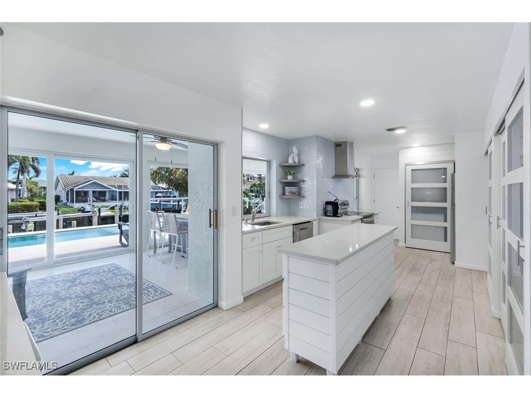 1048 Cottonwood Court Marco Island FL 34145 225062496 image8