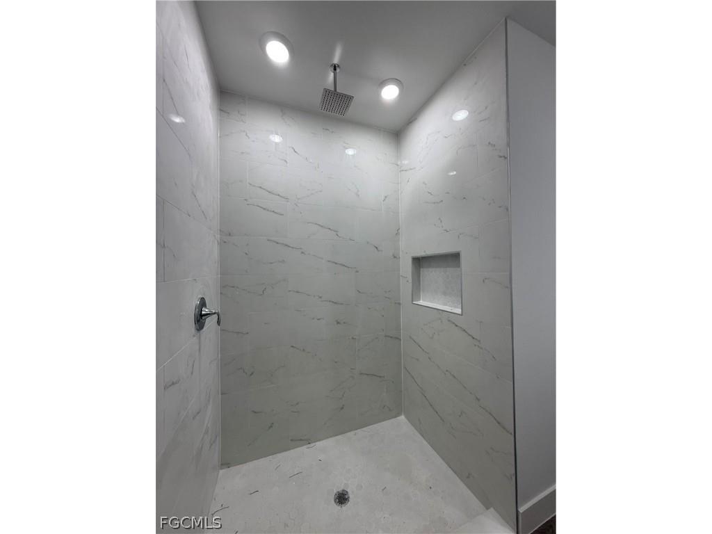 1048 Jay Court Labelle FL 33935 2025025966 image12