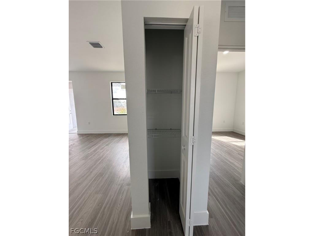 1048 Jay Court Labelle FL 33935 2025025966 image16