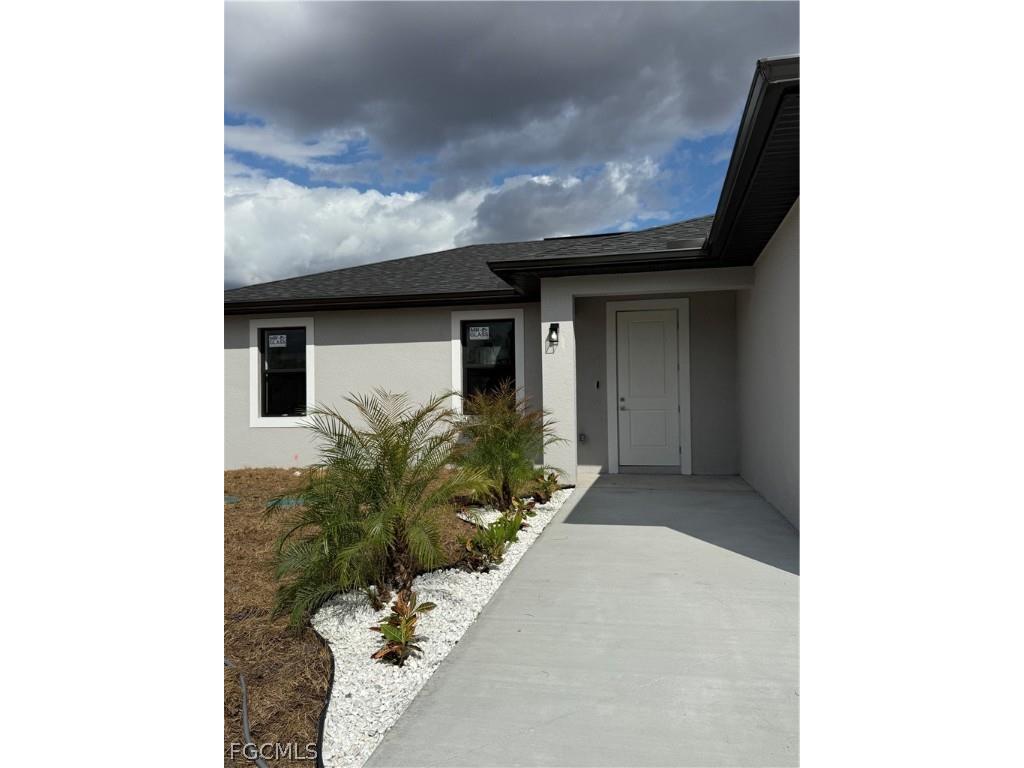 1048 Jay Court Labelle FL 33935 2025025966 image2