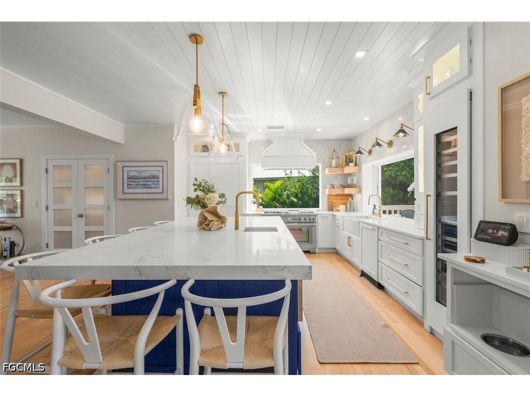 1048 Kings Crown Drive Sanibel FL 33957 2026027616 image10
