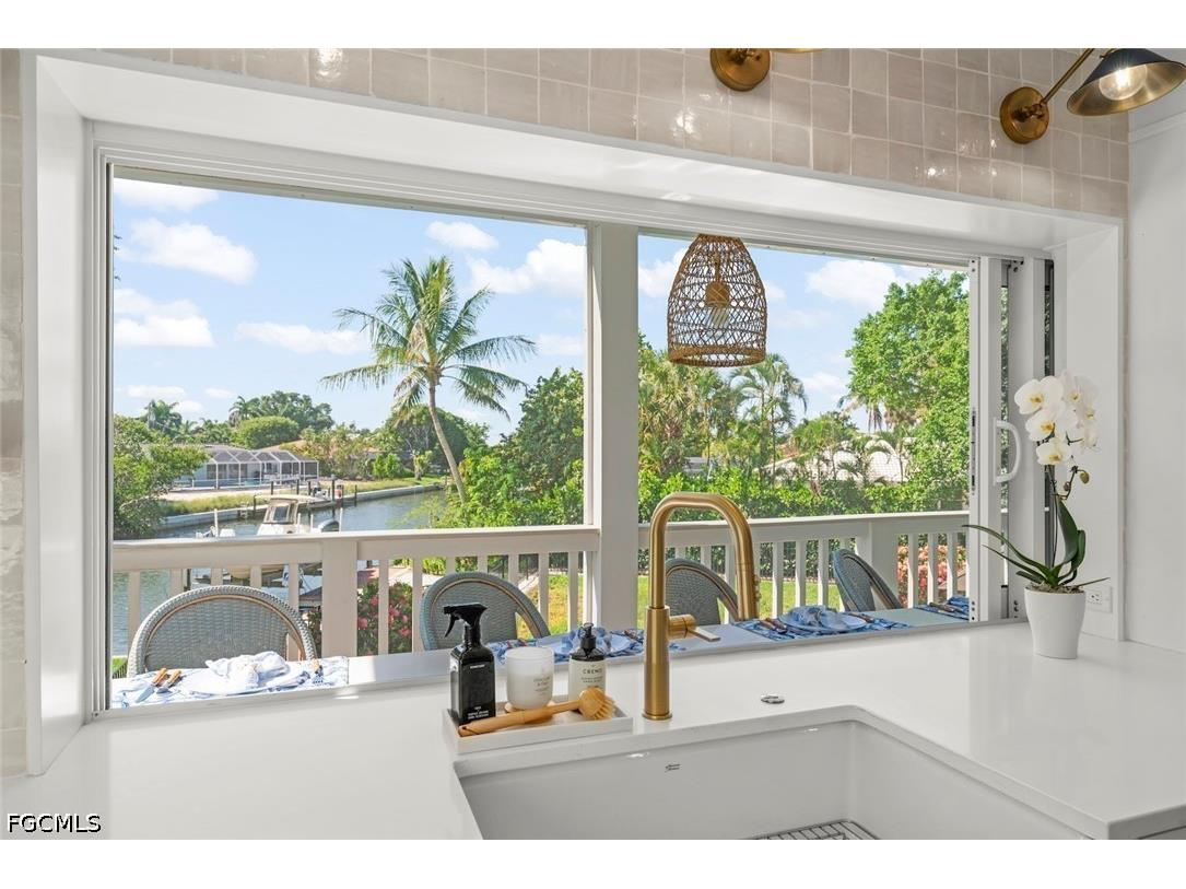 1048 Kings Crown Drive Sanibel FL 33957 2026027616 image14