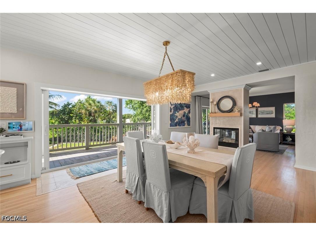 1048 Kings Crown Drive Sanibel FL 33957 2026027616 image8