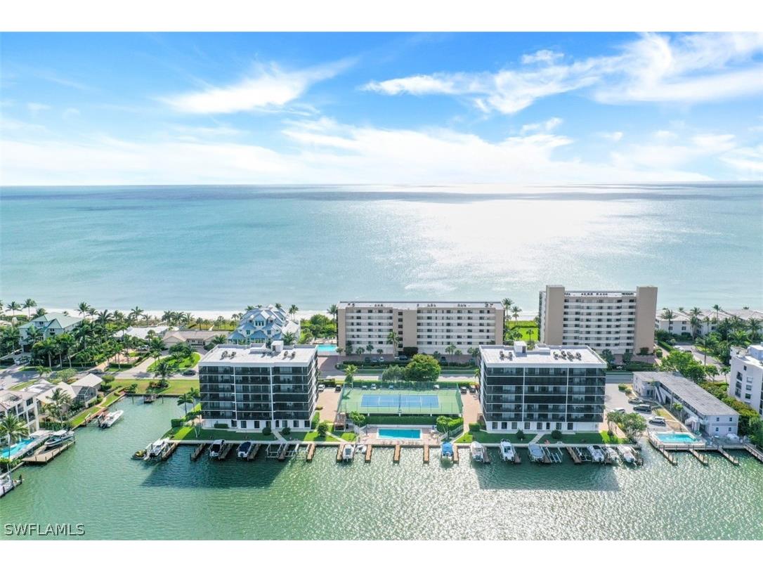 10482 Gulf Shore Drive #231 Naples FL 34108 223003004 image1