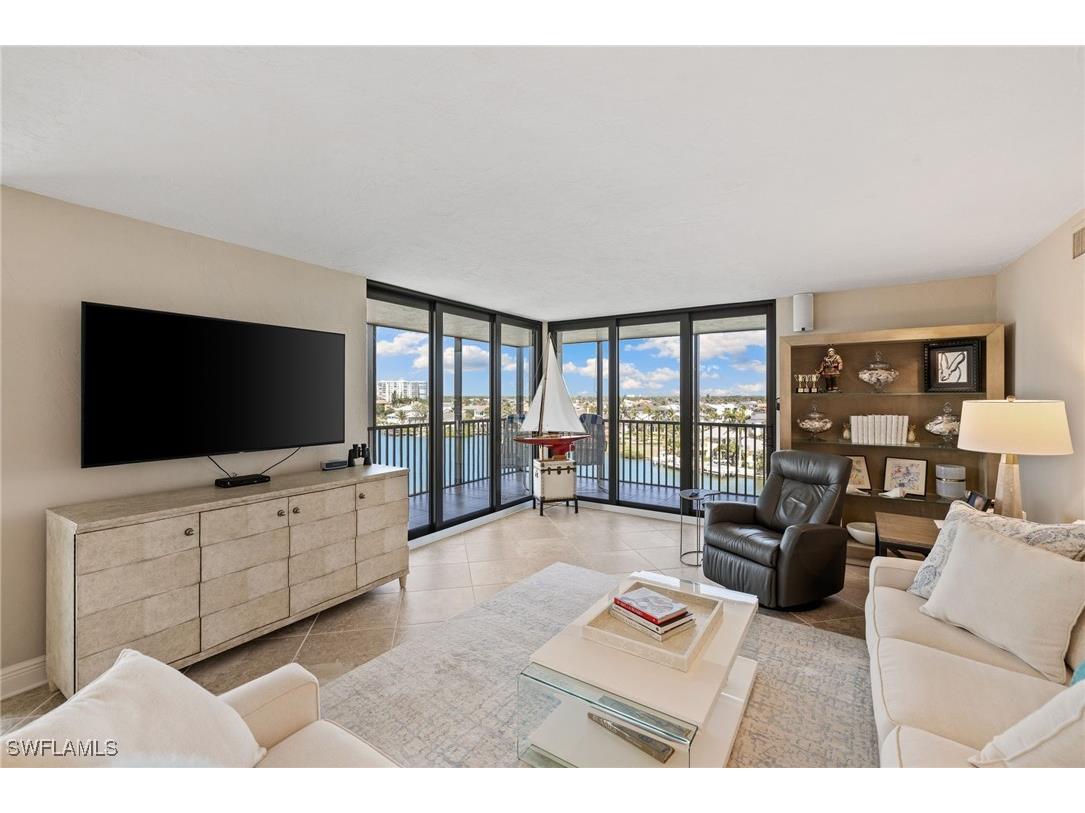 10482 Gulf Shore Drive #261 Naples FL 34108 225076069 image4