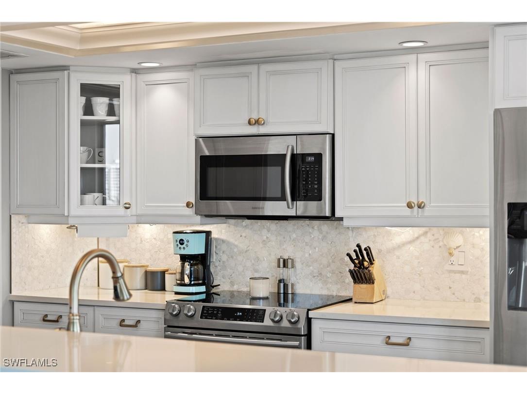 10482 Gulf Shore Drive #261 Naples FL 34108 225076069 image7