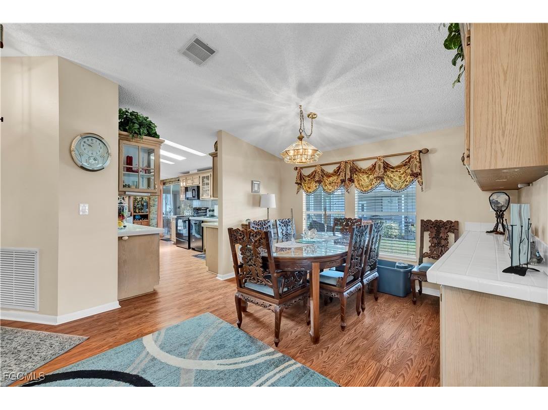 10482 Winchester Court Fort Myers FL 33908 2025006137 image6