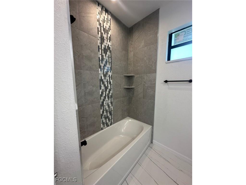 1049 Citrus Avenue S Lehigh Acres FL 33974 2025009538 image9