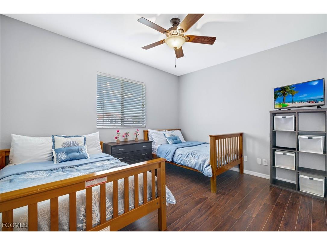 1049 NW 38th Place Cape Coral FL 33993 2025009792 image13