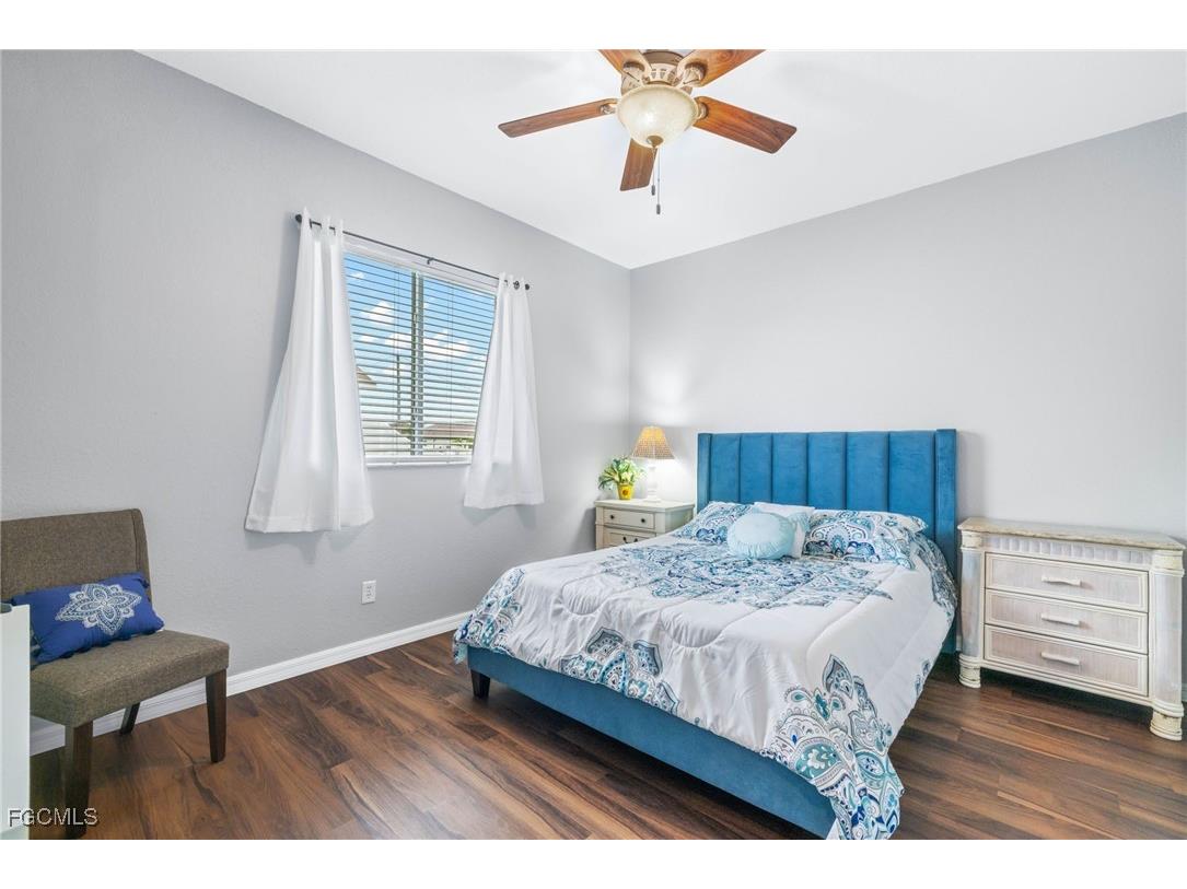 1049 NW 38th Place Cape Coral FL 33993 2025009792 image14