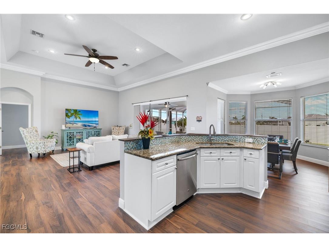 1049 NW 38th Place Cape Coral FL 33993 2025009792 image26