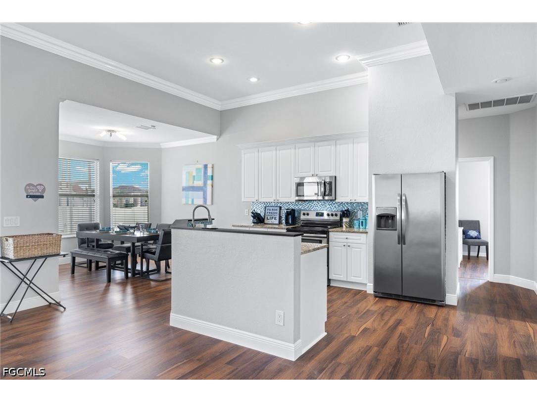 1049 NW 38th Place Cape Coral FL 33993 2026028392 image27