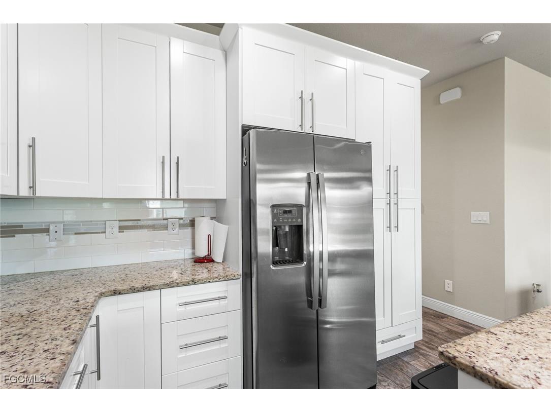 1049 Solar Court Labelle FL 33935 2025018809 image14