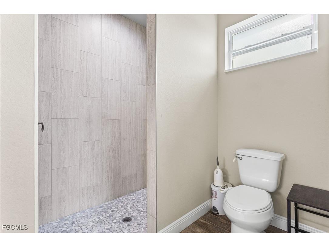 1049 Solar Court Labelle FL 33935 2025018809 image21