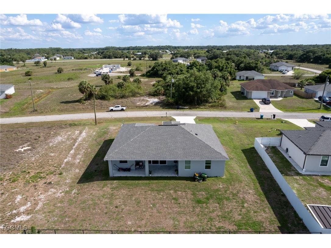 1049 Solar Court Labelle FL 33935 2025018809 image7