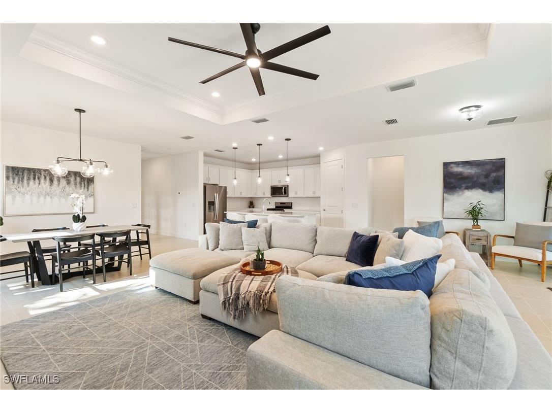 10494 Ventana Lane Naples FL 34120 225084319 image1