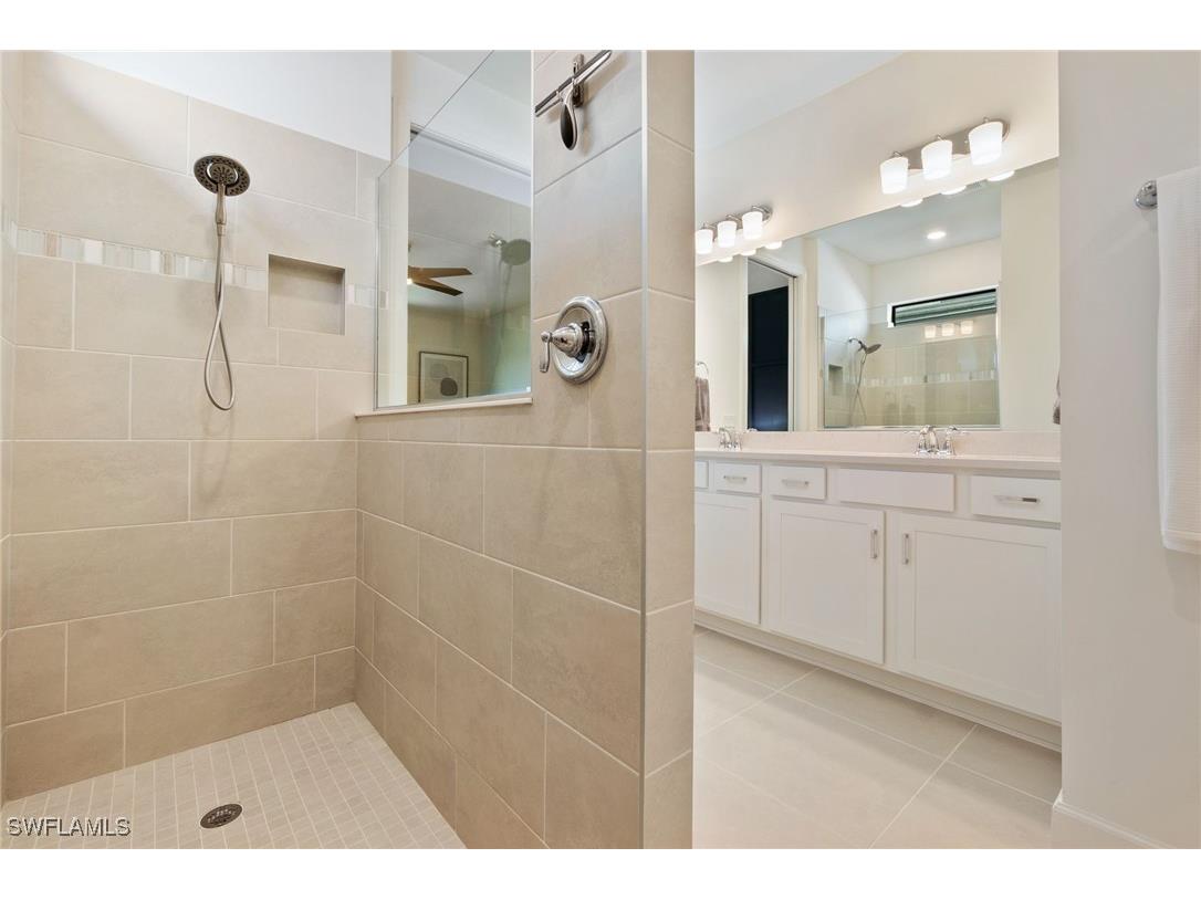 10494 Ventana Lane Naples FL 34120 225084319 image25