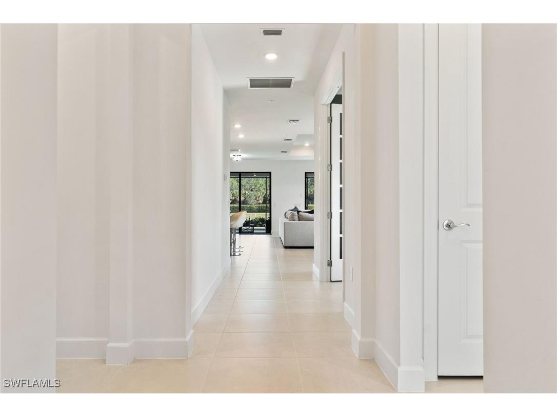 10494 Ventana Lane Naples FL 34120 225084319 image9