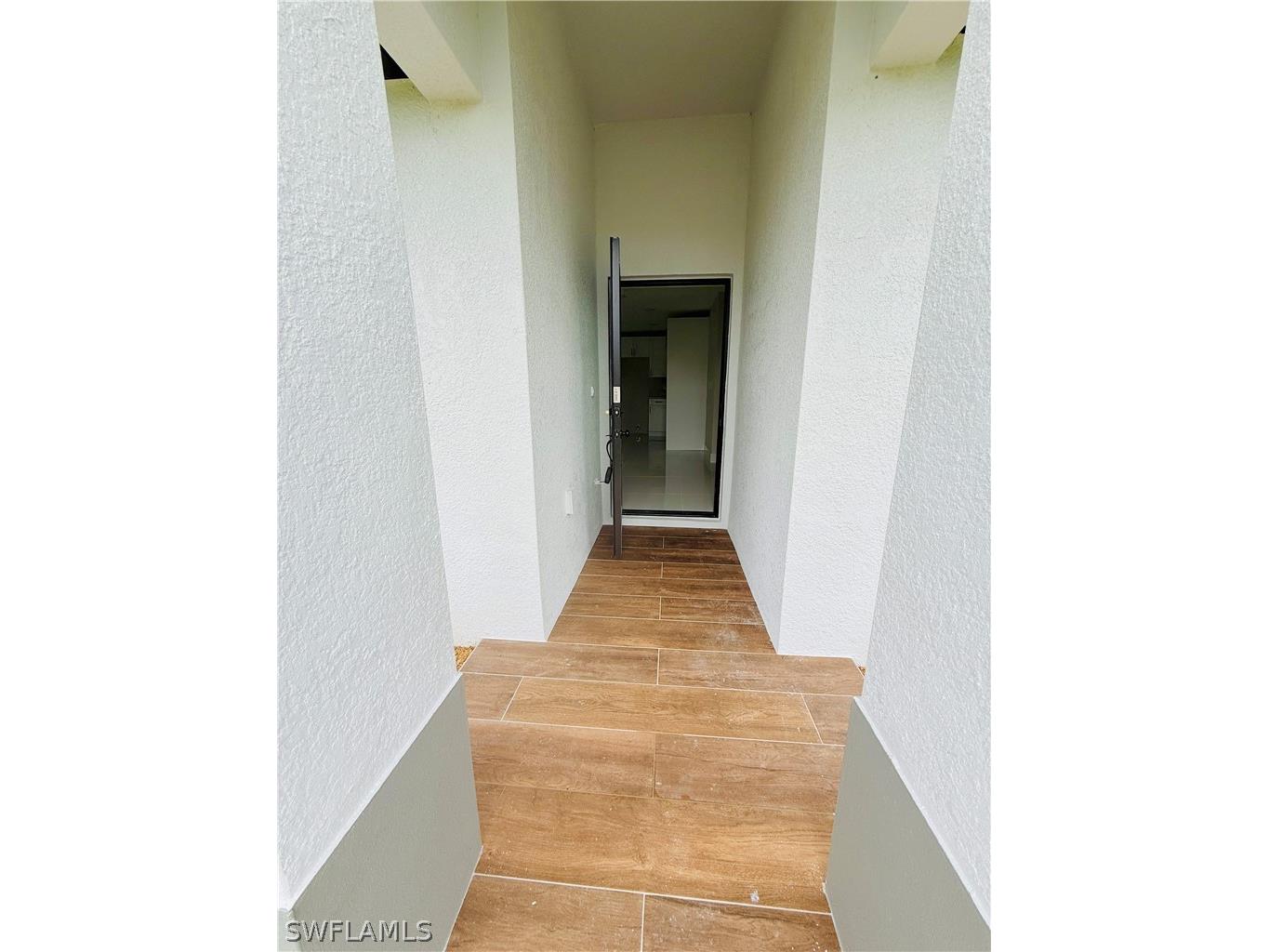 105 107 W 12th Street Lehigh Acres FL 33972 226008013 image3