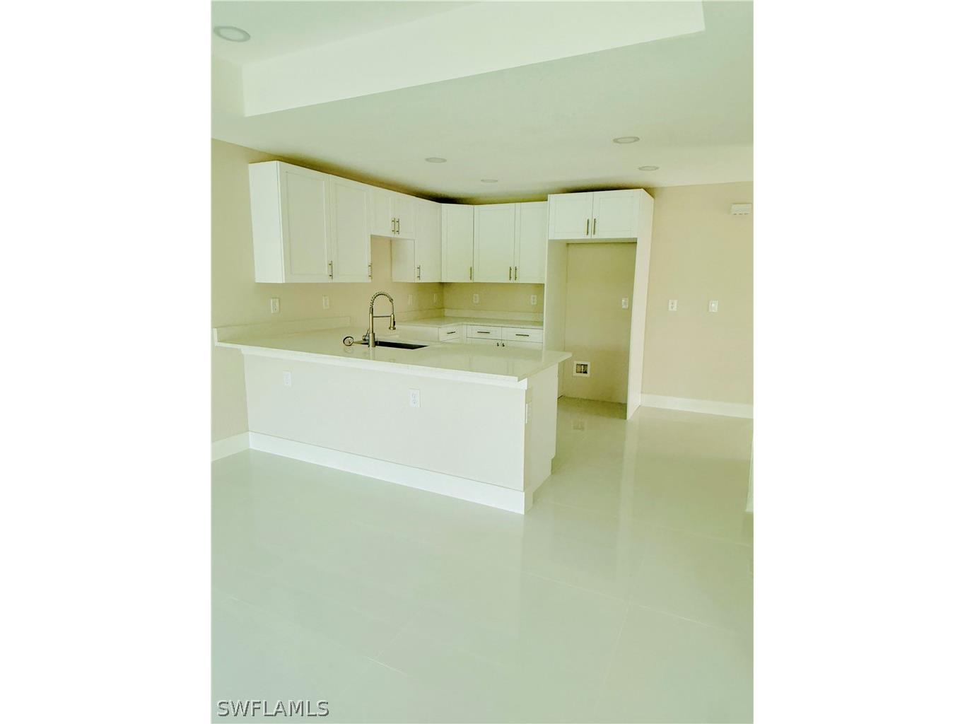 105 107 W 12th Street Lehigh Acres FL 33972 226008013 image4
