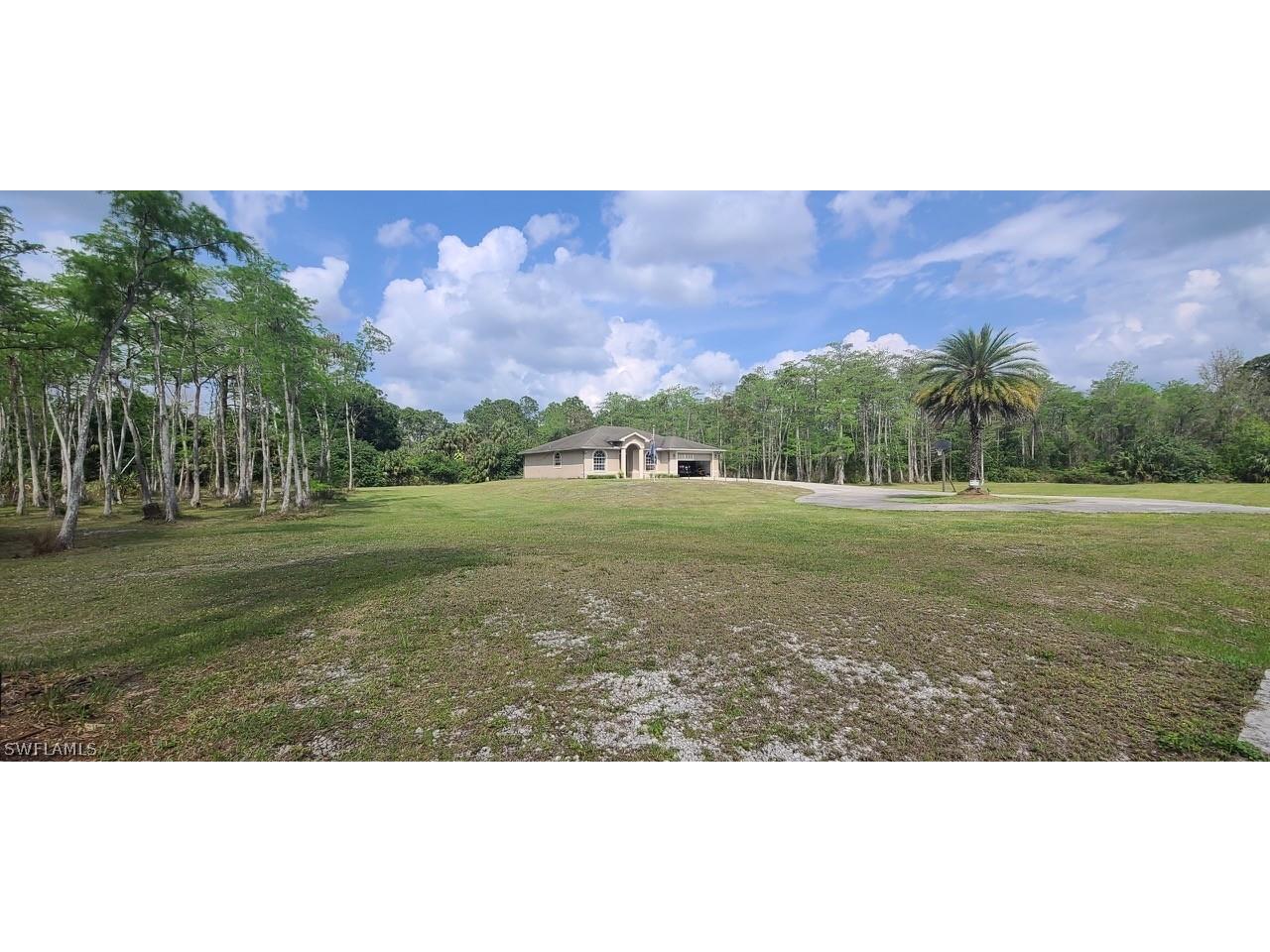 105 12th Avenue NE Naples FL 34120 224041410 image1