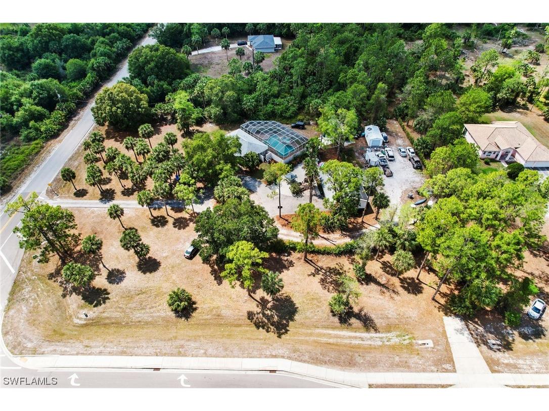 105 16th Street SE Naples FL 34117 223019290 image1