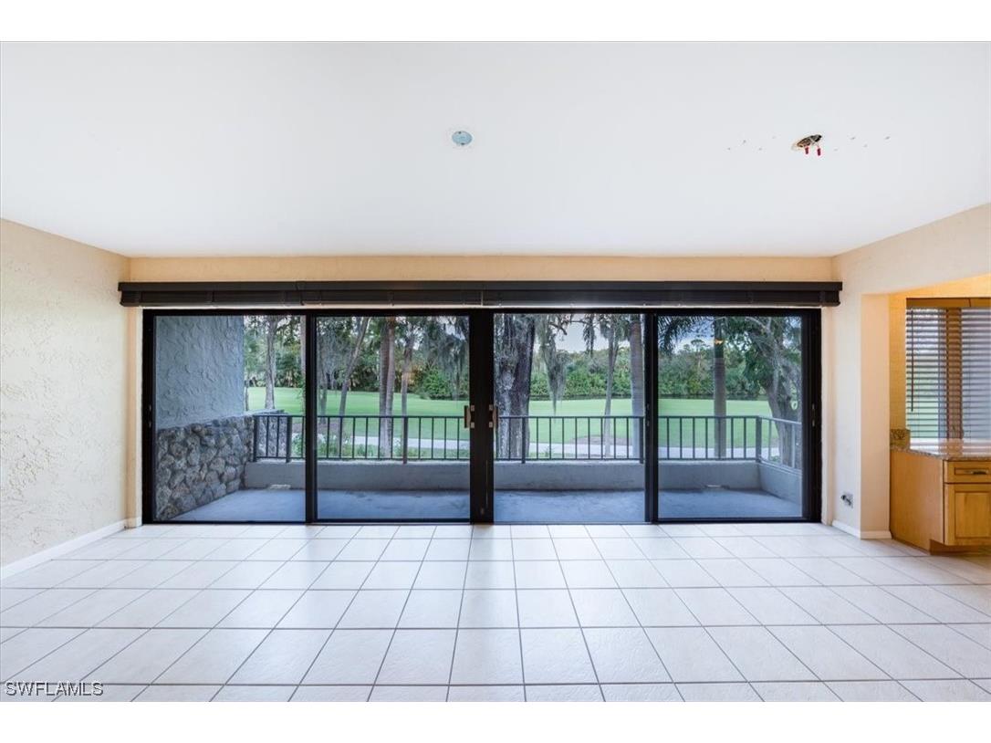 105 Clubhouse Drive #256 Naples FL 34105 223086193 image1