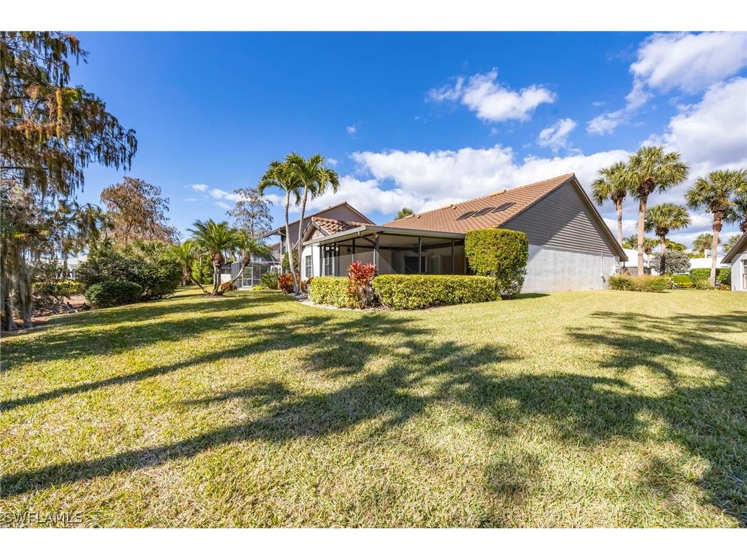 105 Cypress View Drive #105 Naples FL 34113 226004805 image20