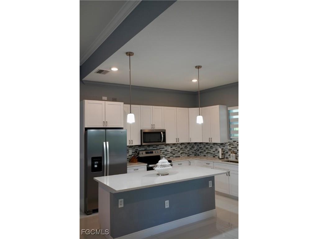 105 E 15th Street Lehigh Acres FL 33972 2025006852 image27