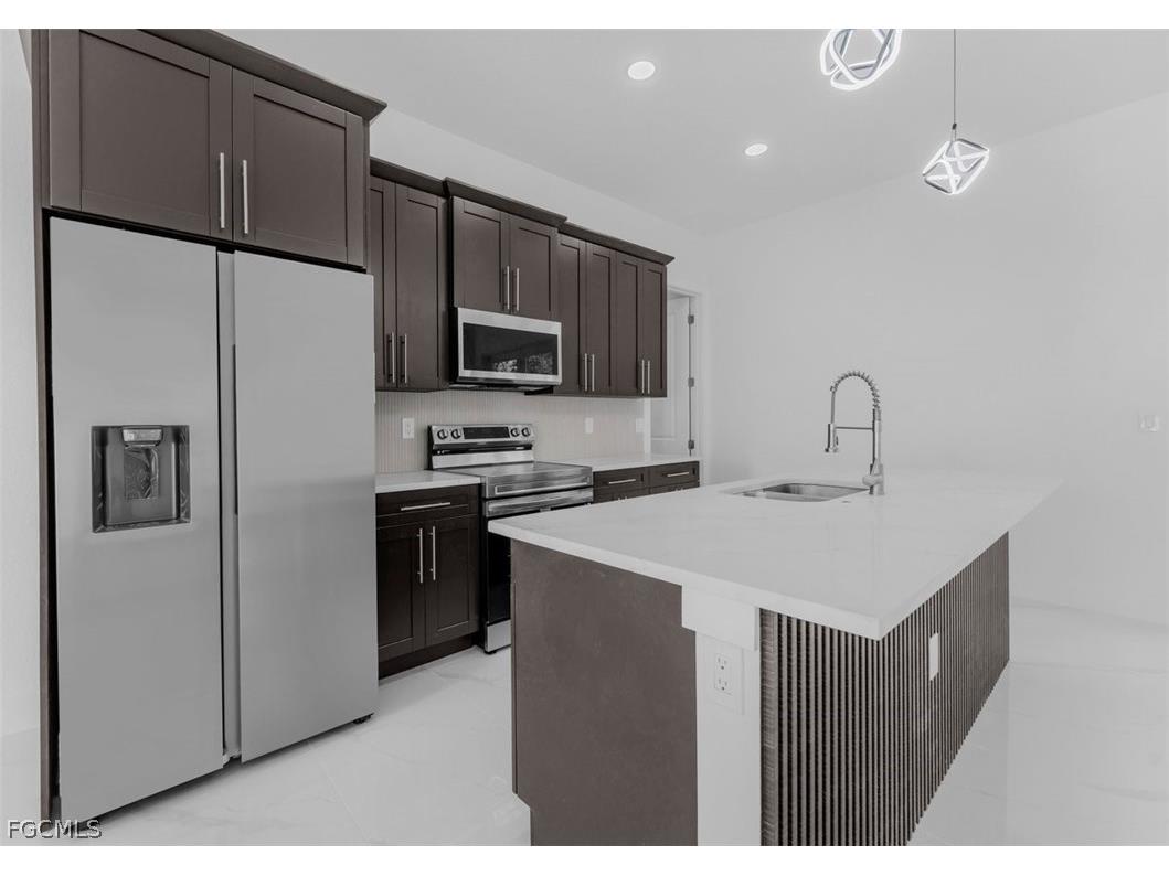 105 E 9th Street Lehigh Acres FL 33972 2026012878 image12