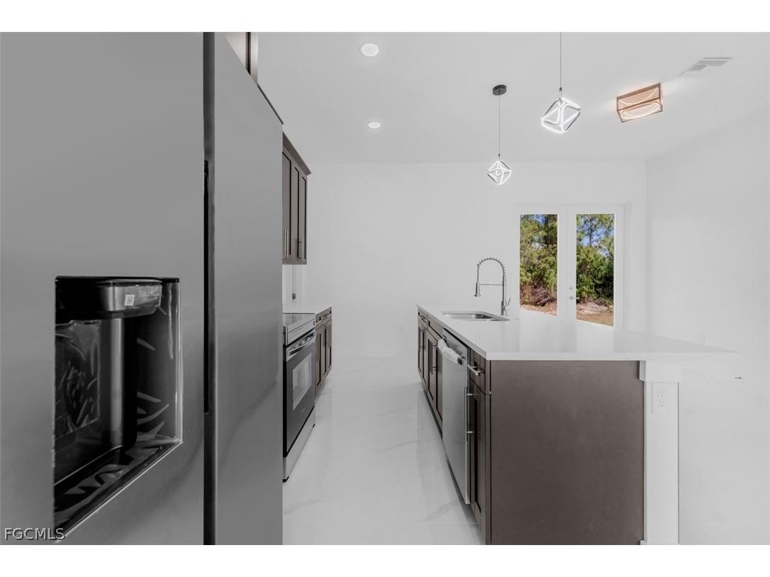 105 E 9th Street Lehigh Acres FL 33972 2026012878 image13