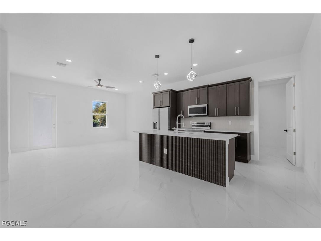 105 E 9th Street Lehigh Acres FL 33972 2026012878 image32