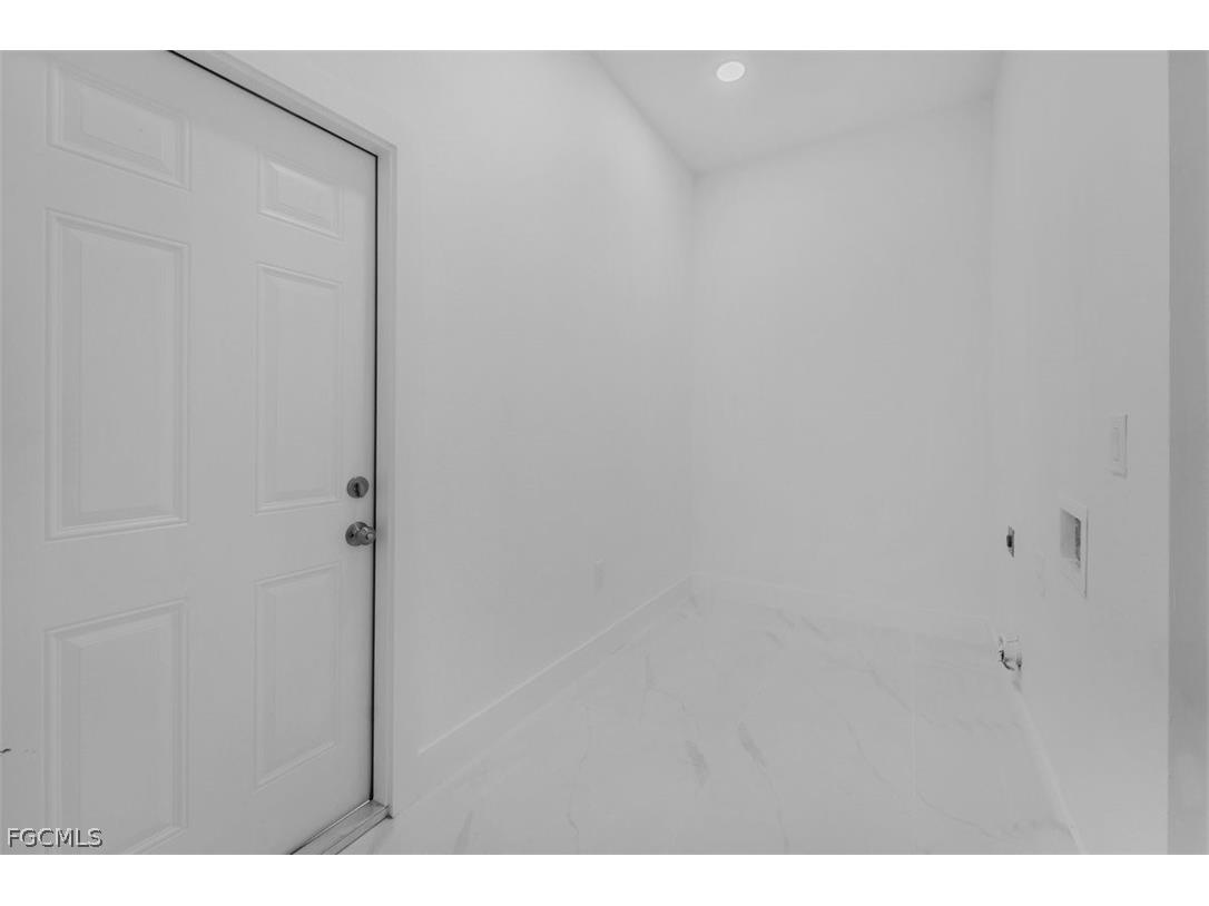 105 E 9th Street Lehigh Acres FL 33972 2026012878 image33