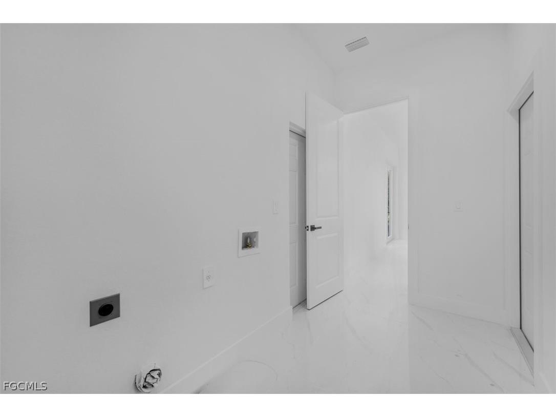 105 E 9th Street Lehigh Acres FL 33972 2026012878 image34