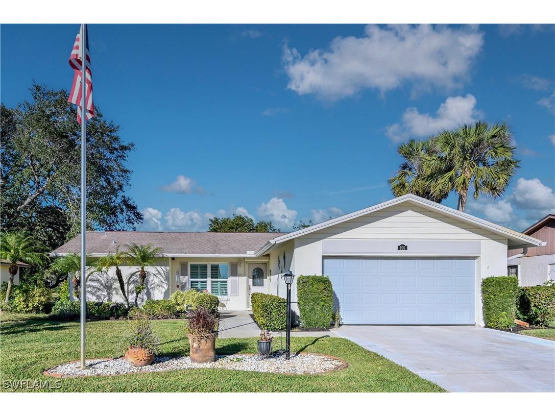 105 Fleur De Lis Lane Naples FL 34112 223002776 image1